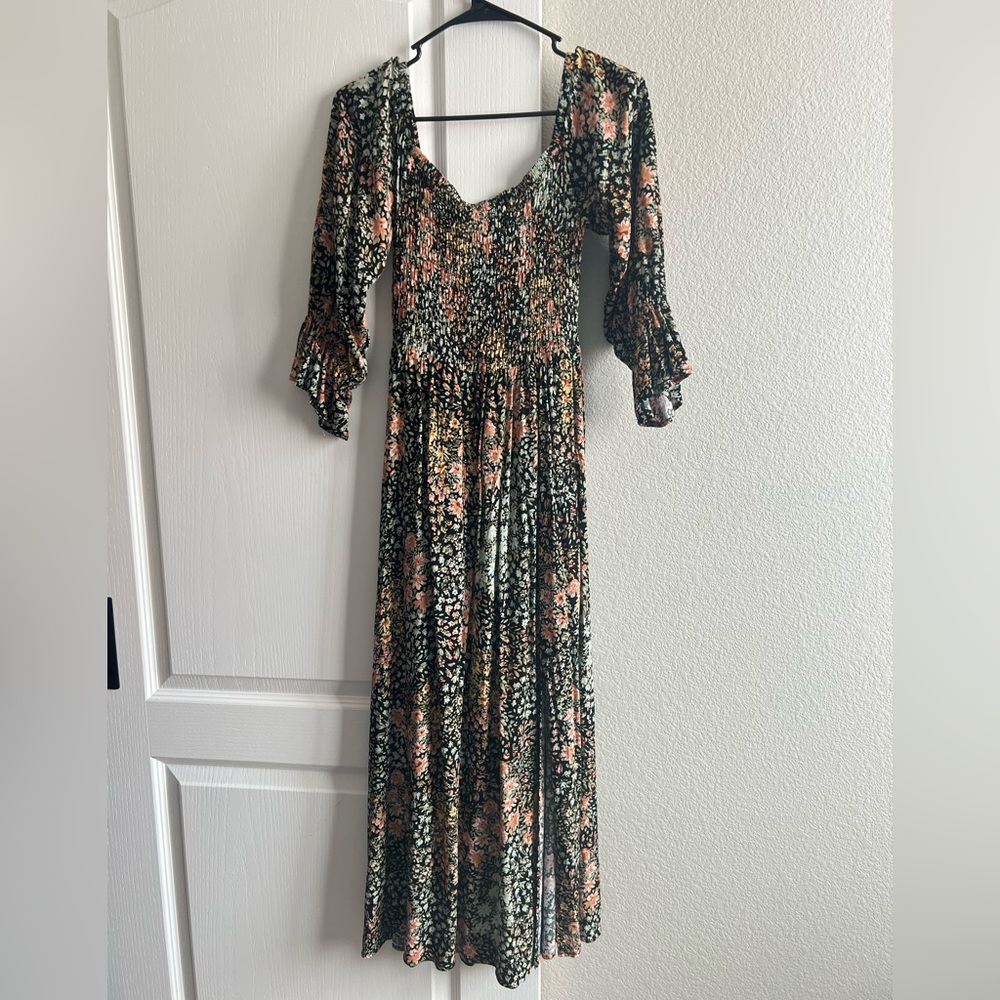 Vici floral dress - Picture 2 of 6
